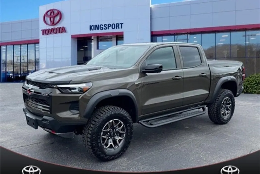 2025 Chevrolet Colorado ZR2 photo 1