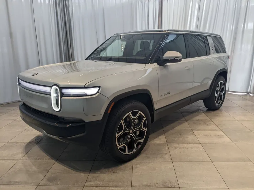 2025 Rivian R1S Adventure photo 1