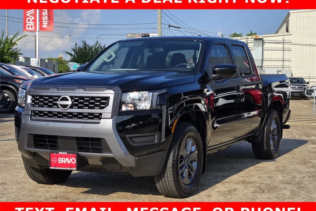 2025 Nissan Frontier SV photo 1