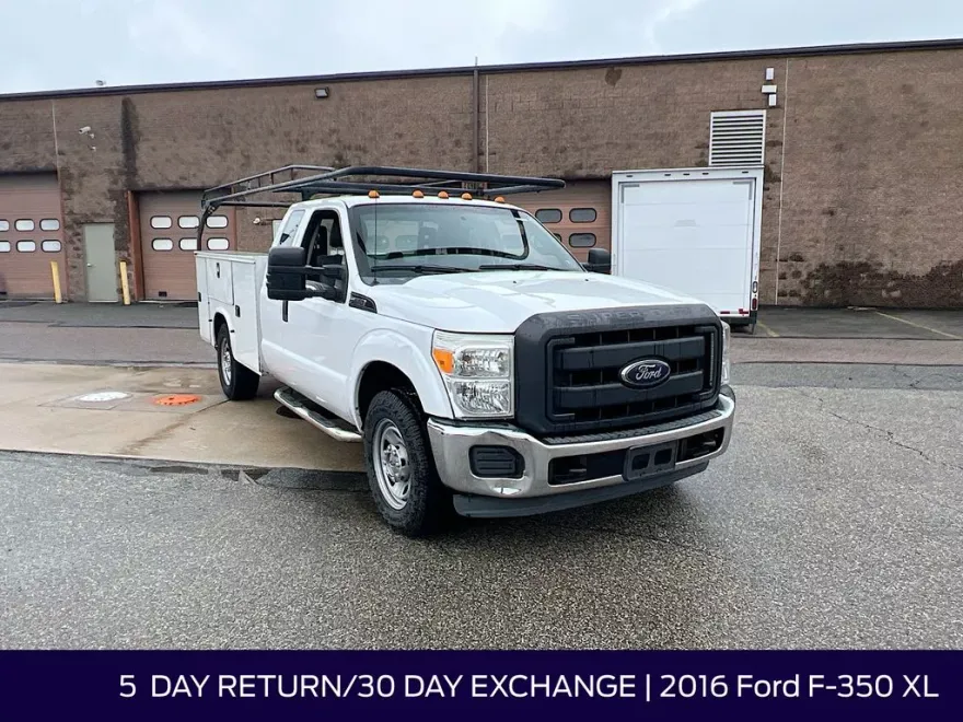 2016 Ford F-350 XL photo 1