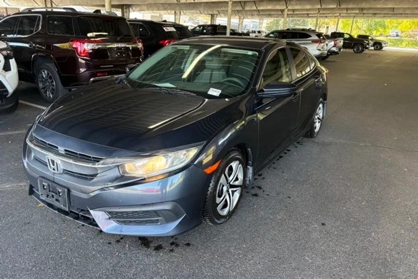 2017 Honda Civic LX photo 1
