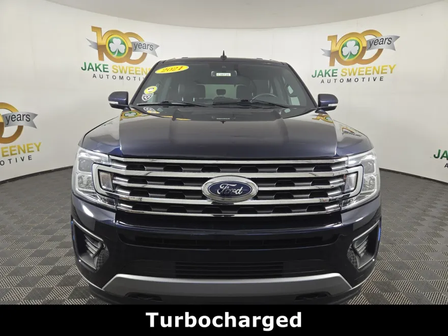 2021 Ford Expedition XLT photo 1