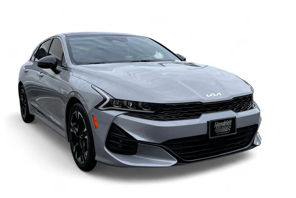 2022 Kia K5 GT-Line photo 1