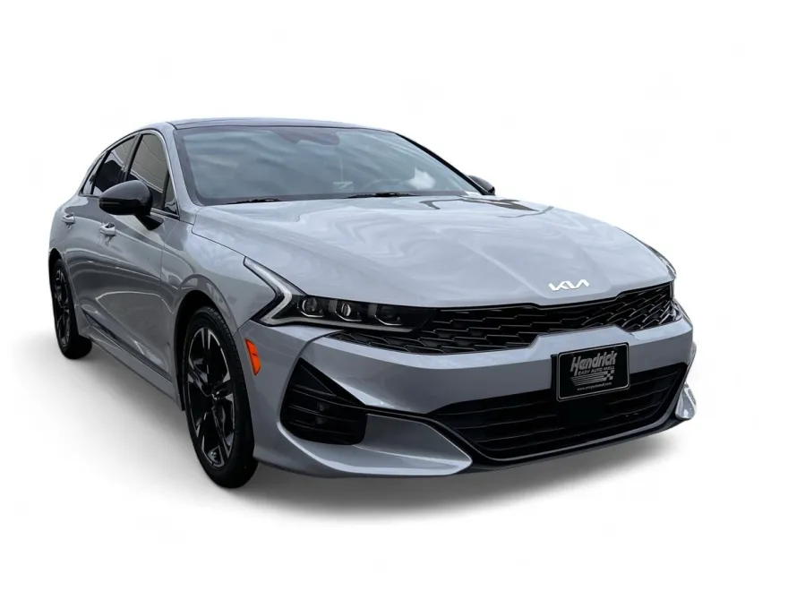 2022 Kia K5 GT-Line photo 1
