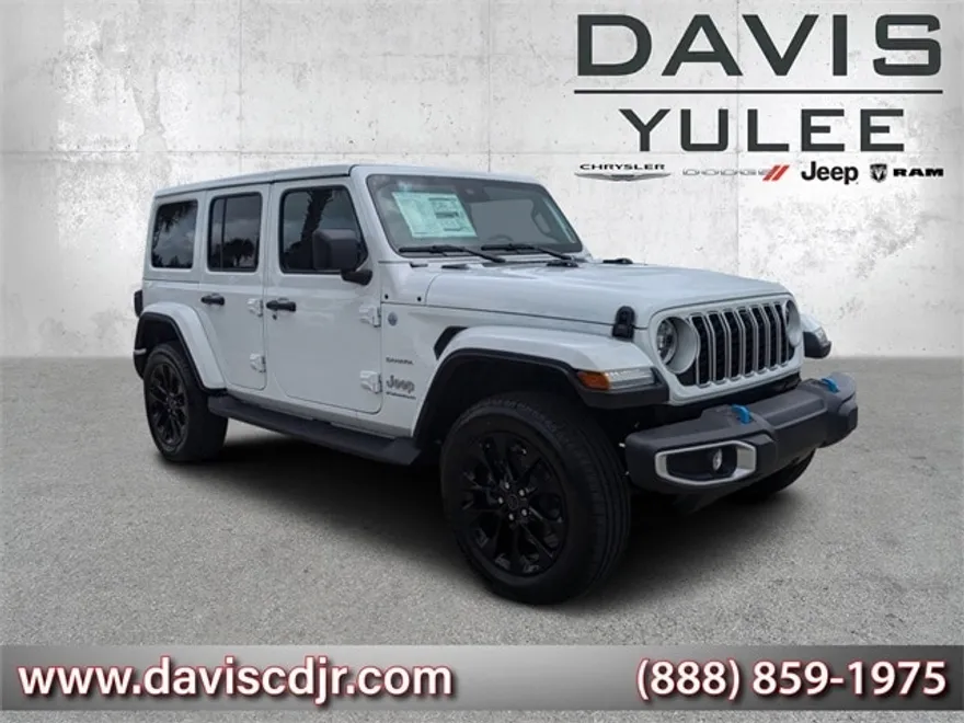 2024 Jeep Wrangler 4xe Sahara photo 1