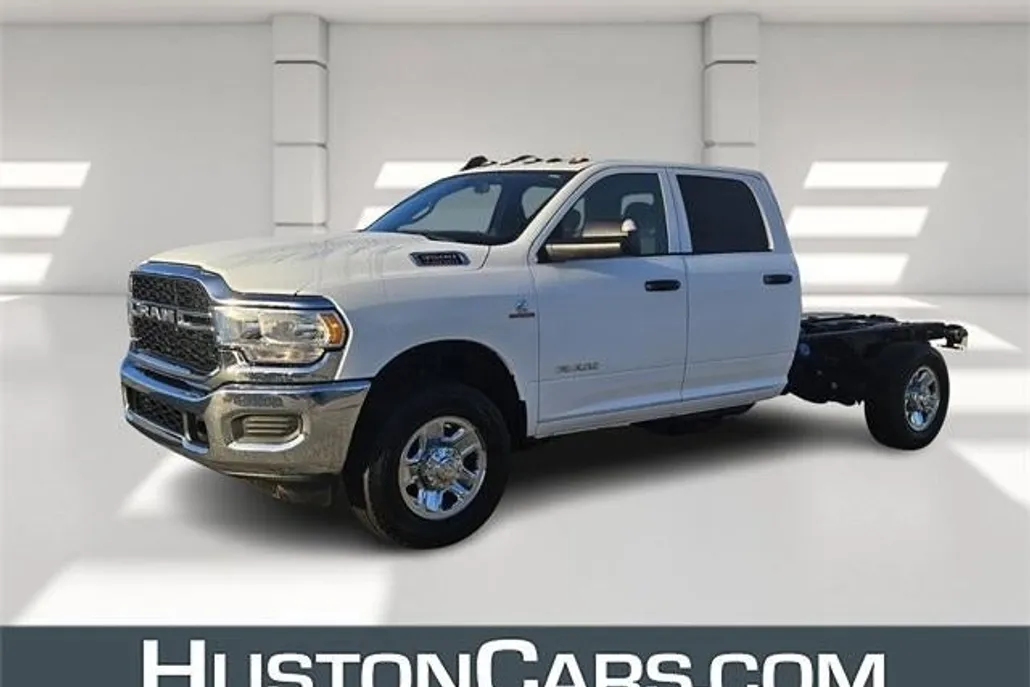 2022 Ram 3500 Tradesman photo 1