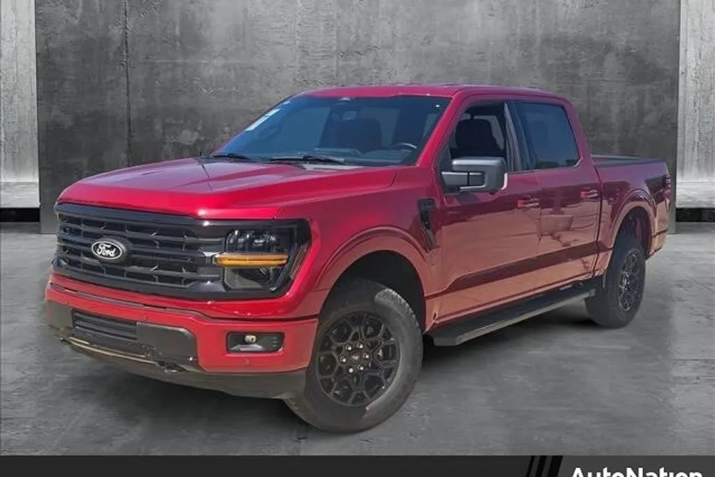 2025 Ford F-150 XLT photo 1