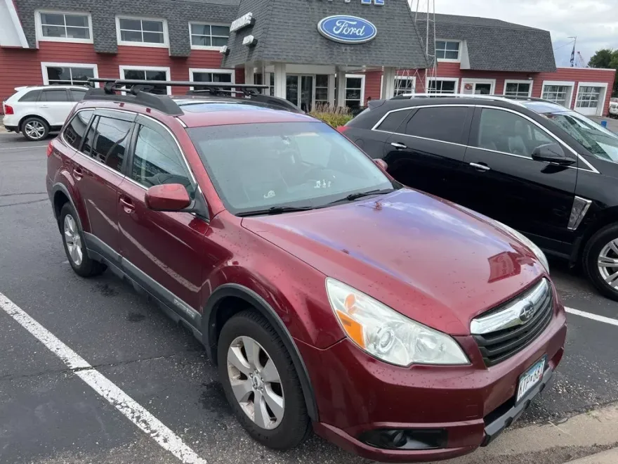 2012 Subaru Outback 2.5i photo 1