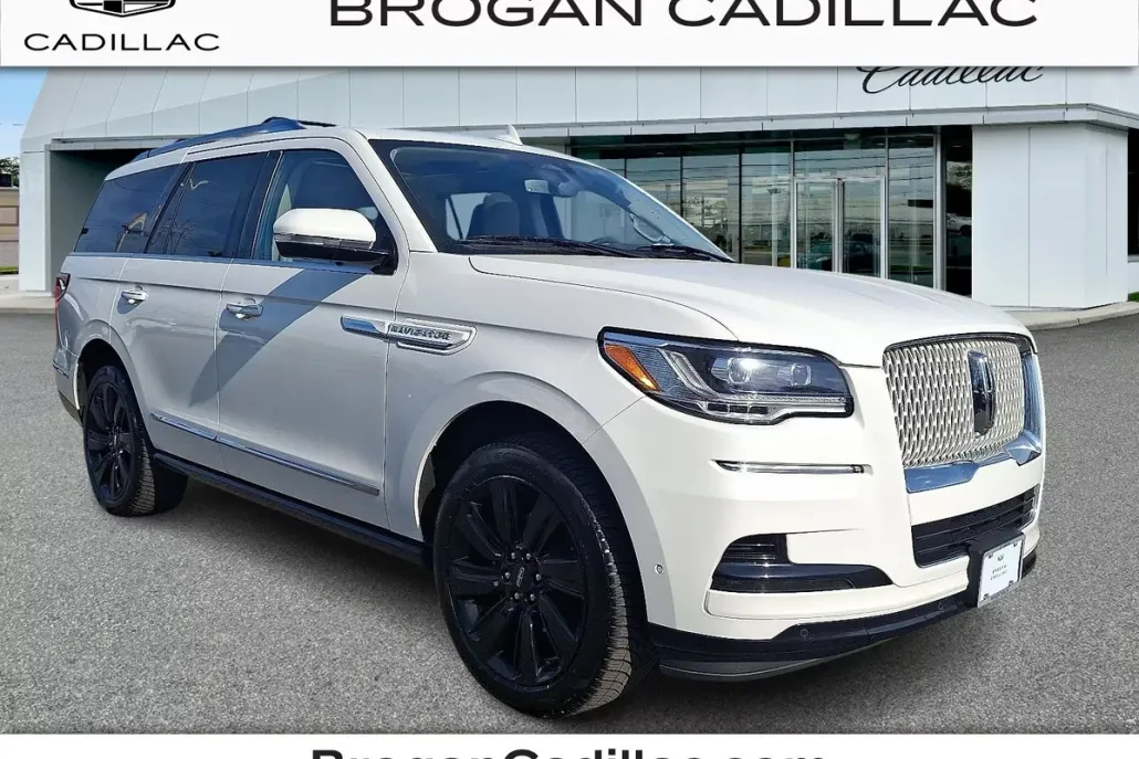 2022 Lincoln Navigator Reserve photo 1