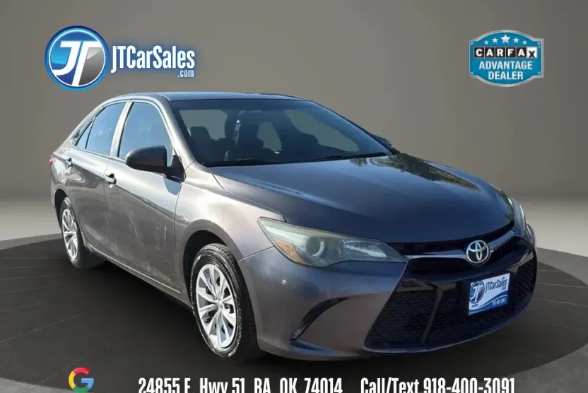 2015 Toyota Camry photo 1
