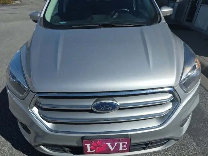 2017 Ford Escape Titanium photo 1
