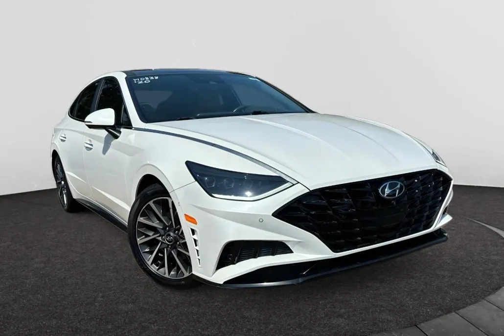 2020 Hyundai Sonata Limited photo 1