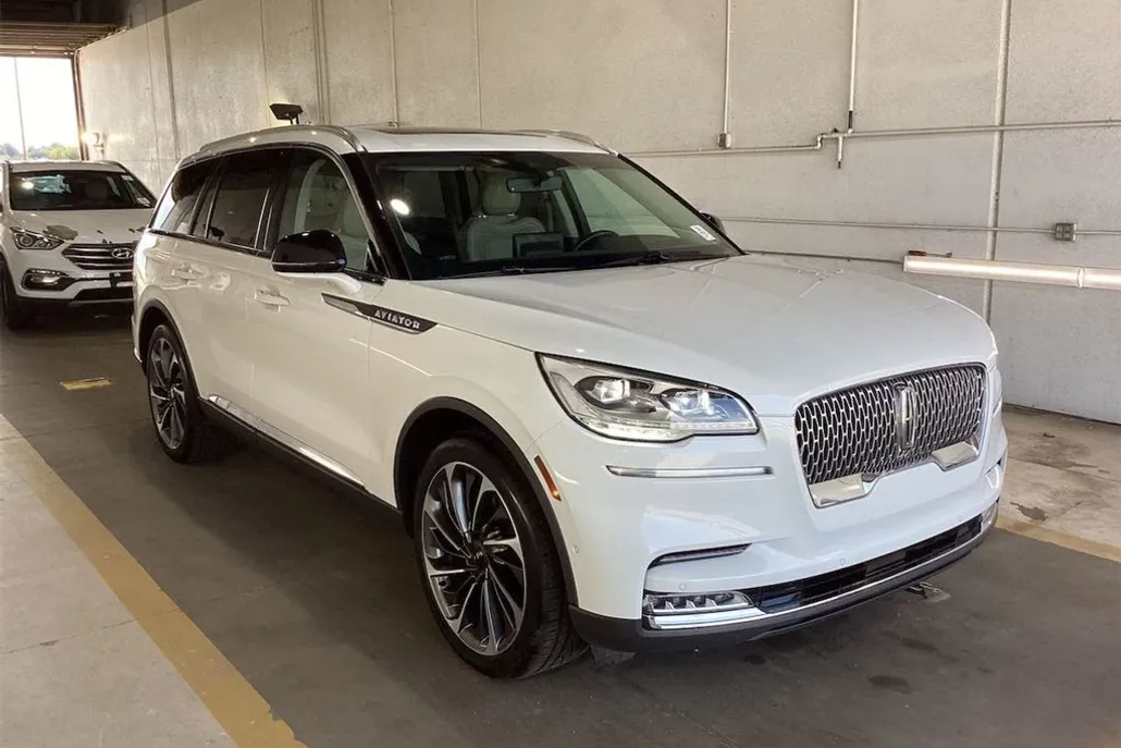 2021 Lincoln Aviator Reserve photo 1