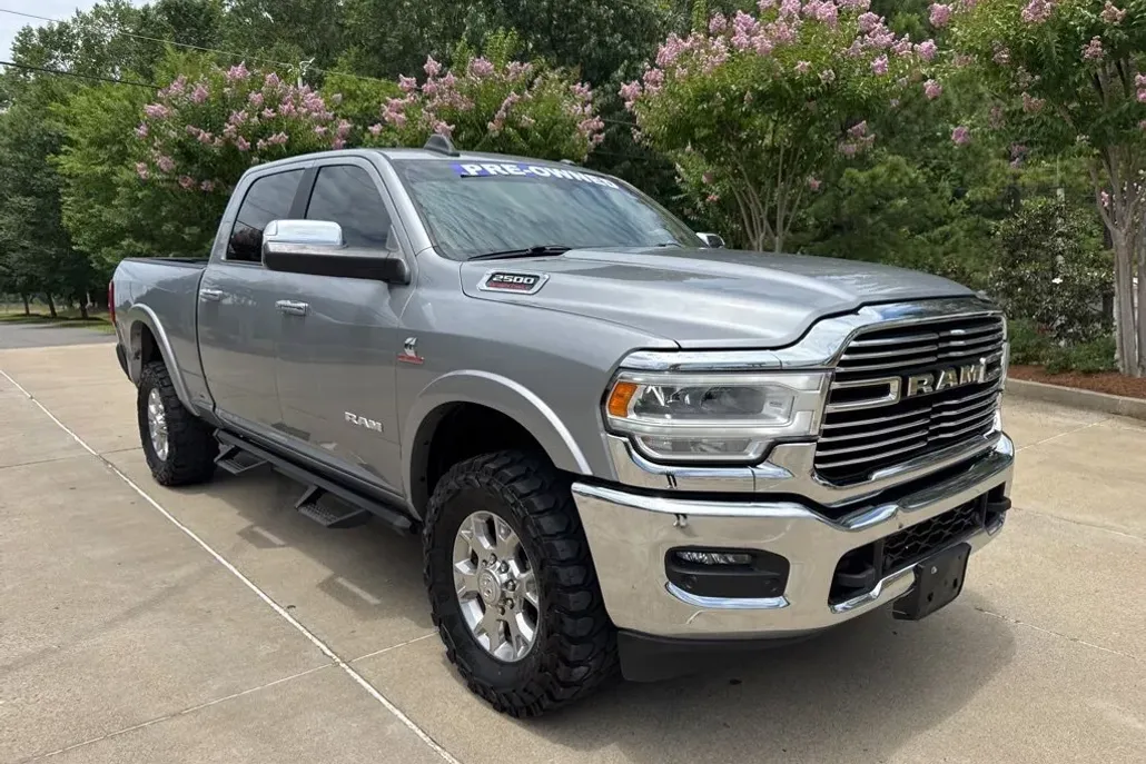 2022 Ram 2500 Laramie photo 1