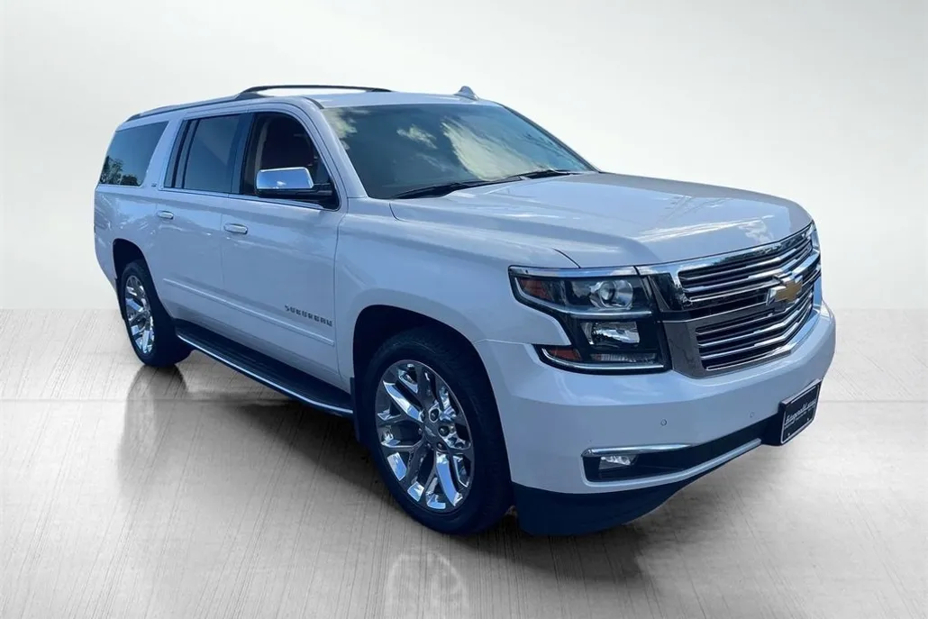 2016 Chevrolet Suburban LTZ photo 1