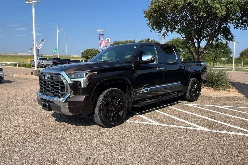 2023 Toyota Tundra 1794 Edition photo 1