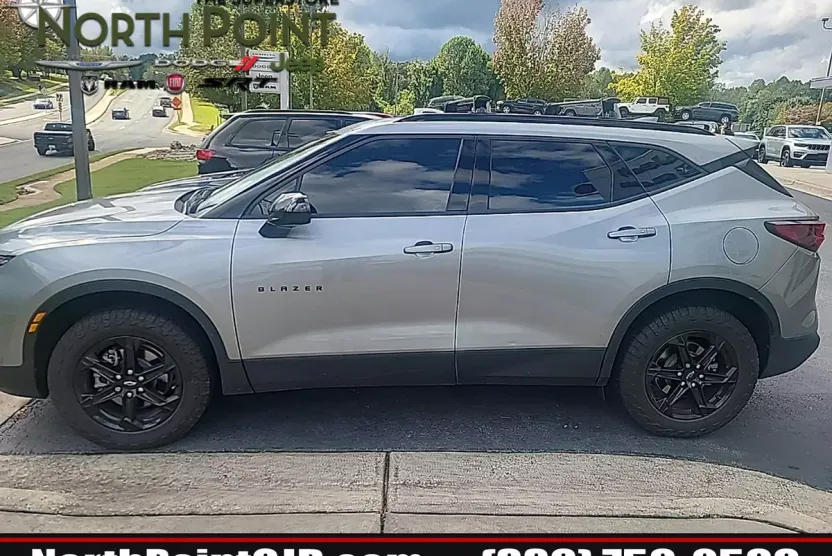 2023 Chevrolet Blazer 2LT photo 1