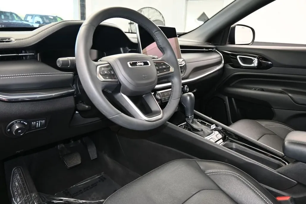 2023 Jeep Compass High Altitude photo 1