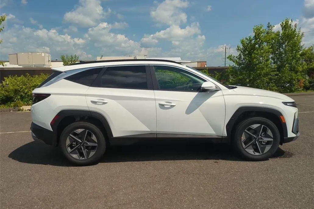 2025 Hyundai Tucson SEL Convenience photo 1