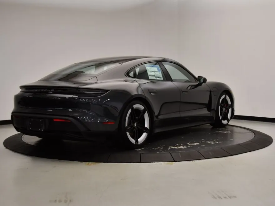 2025 Porsche Taycan 4S photo 1