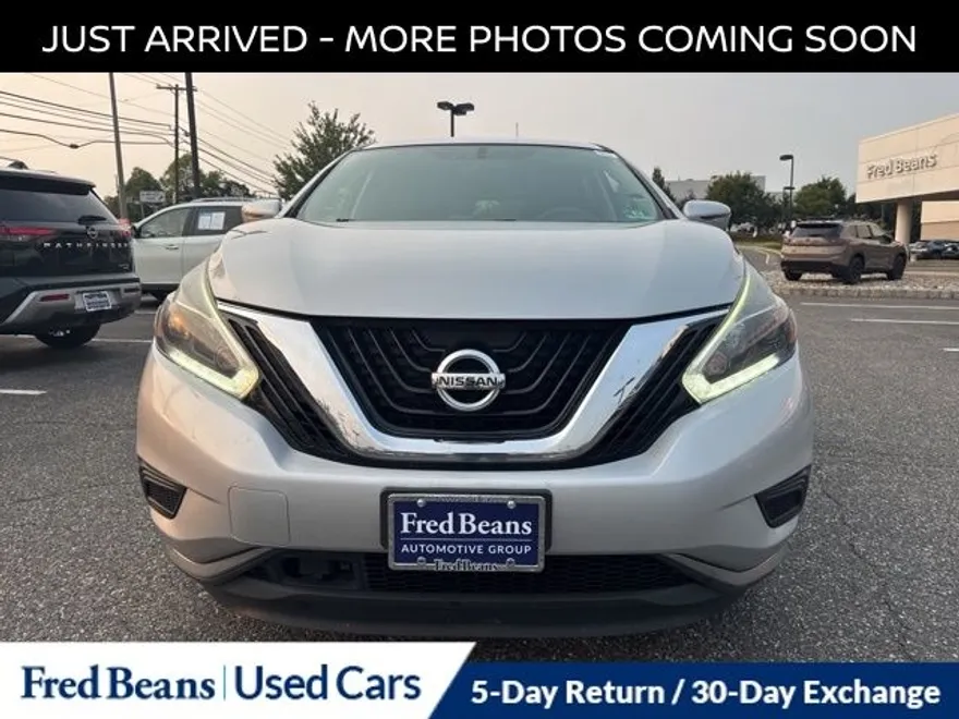 2018 Nissan Murano S photo 1
