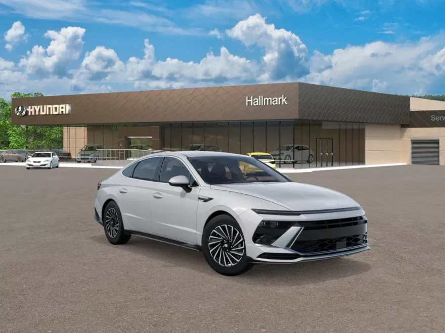 2025 Hyundai Sonata Hybrid SEL photo 1