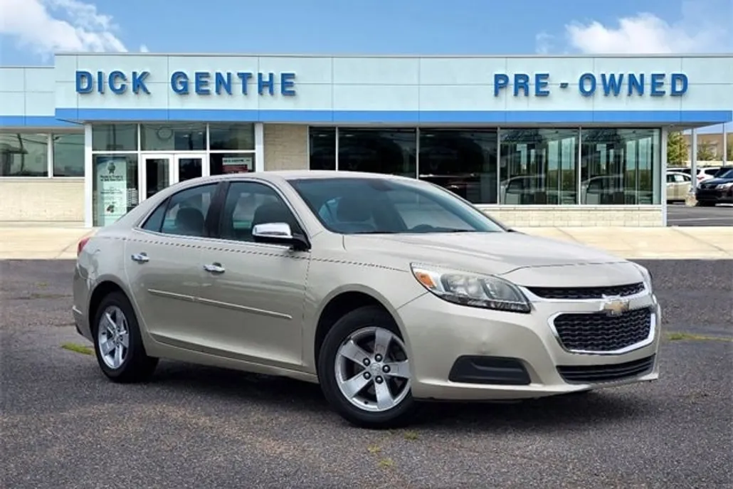 2014 Chevrolet Malibu LS photo 1