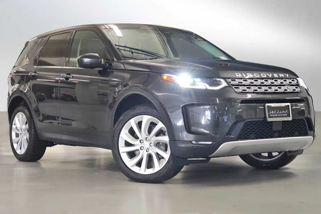 2023 Land Rover Discovery Sport SE photo 1