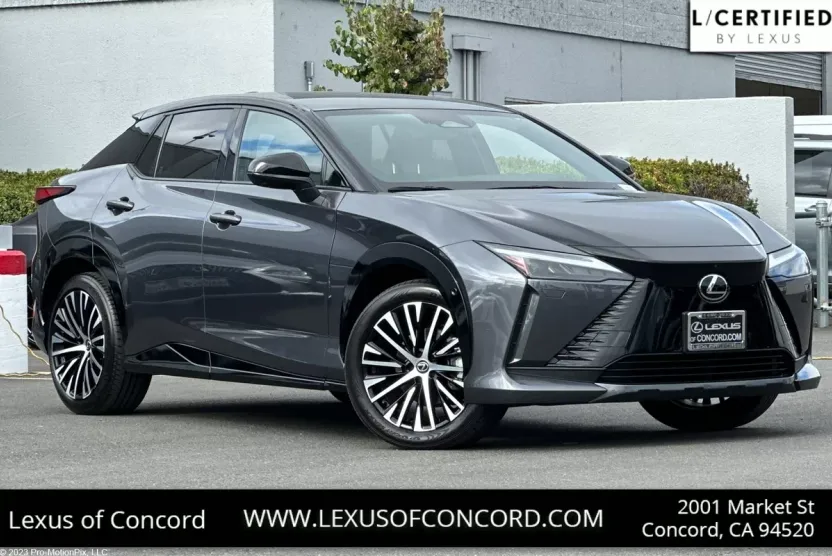 2023 Lexus RZ 450e Luxury photo 1