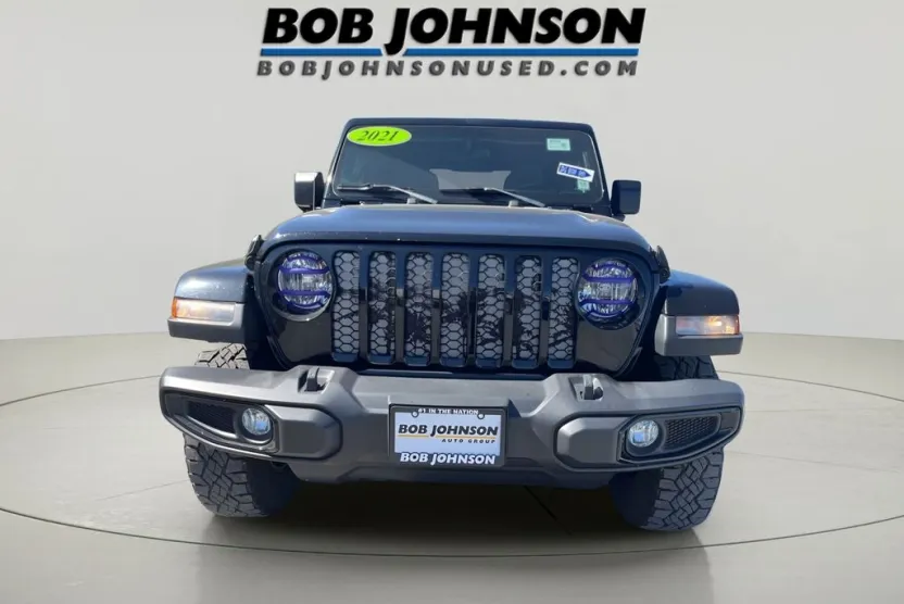 2021 Jeep Gladiator Willys photo 1