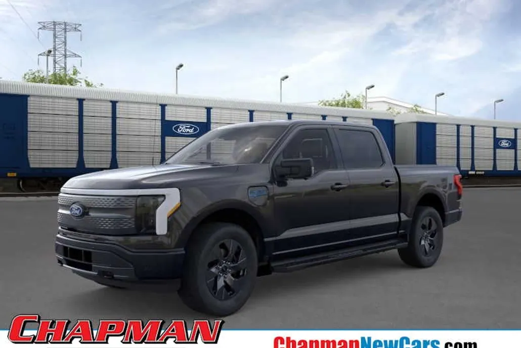 2025 Ford F-150 Lightning photo 1