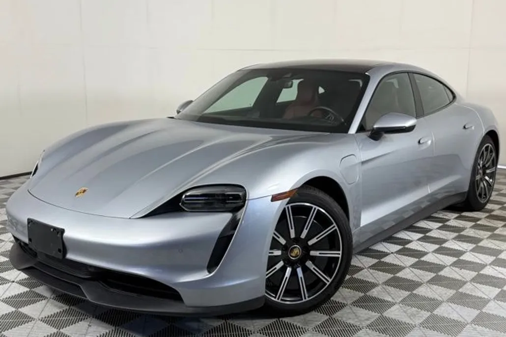 2022 Porsche Taycan 4S photo 1