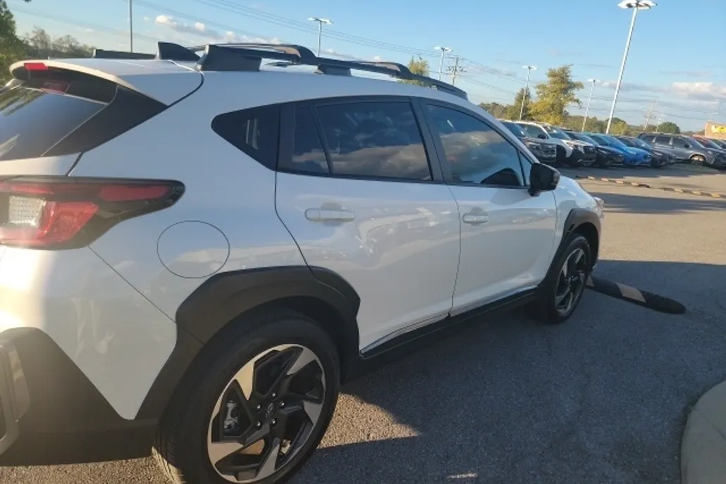 2024 Subaru Crosstrek Limited photo 1