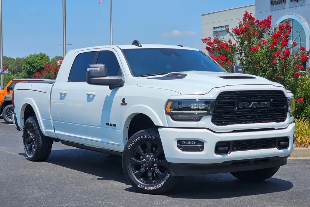 2024 Ram 2500 Limited photo 1