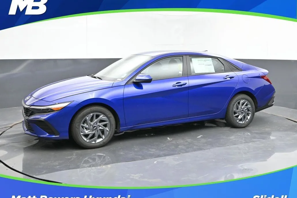 2024 Hyundai Elantra Hybrid Blue photo 1