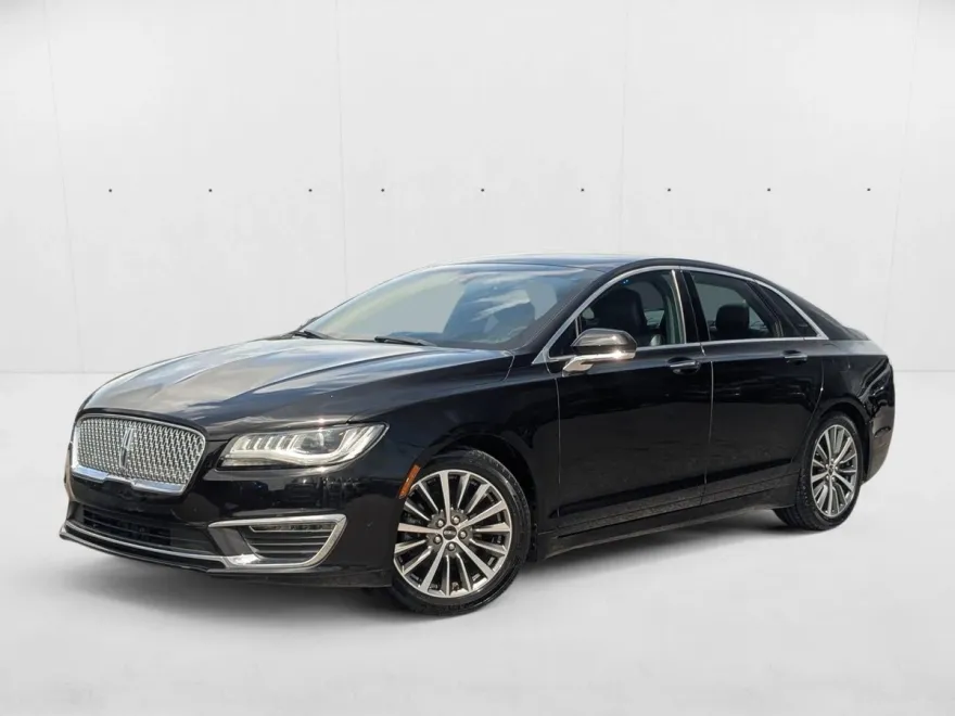 2019 Lincoln MKZ Reserve photo 1