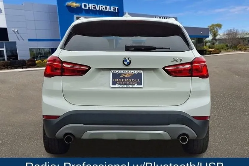 2017 Bmw X1 XDrive28i photo 1