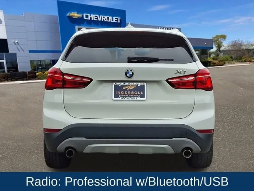 2017 Bmw X1 XDrive28i photo 1