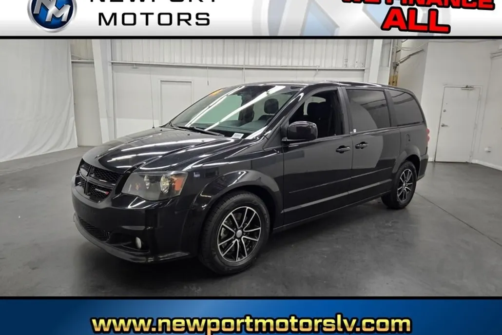 2014 Dodge Grand Caravan SXT photo 1
