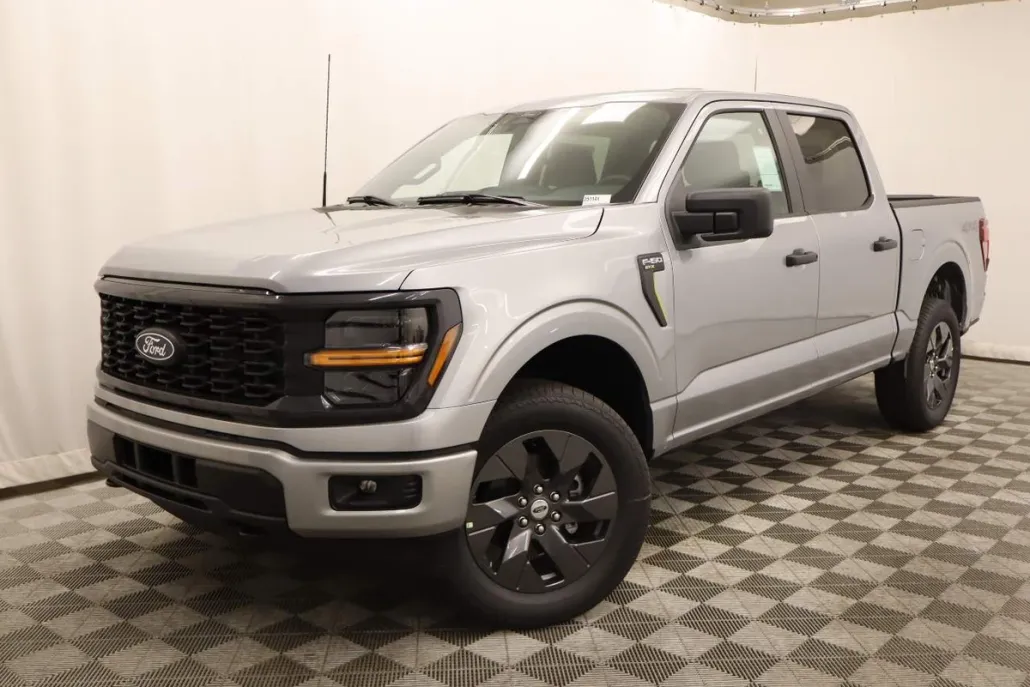 2025 Ford F-150 STX photo 1