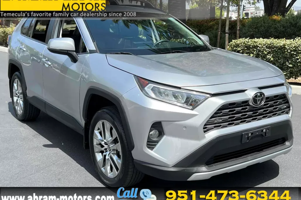 2021 Toyota RAV4 Limited photo 1
