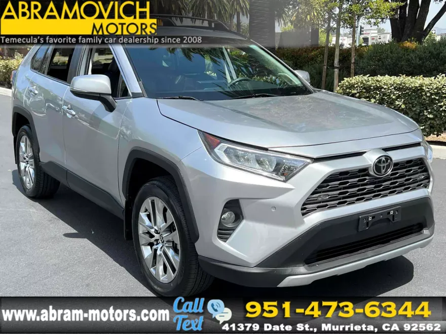 2021 Toyota RAV4 Limited photo 1