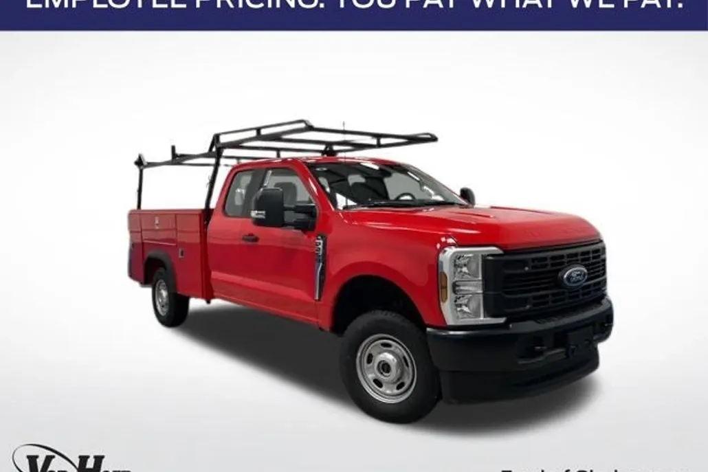 2024 Ford F-250 photo 1