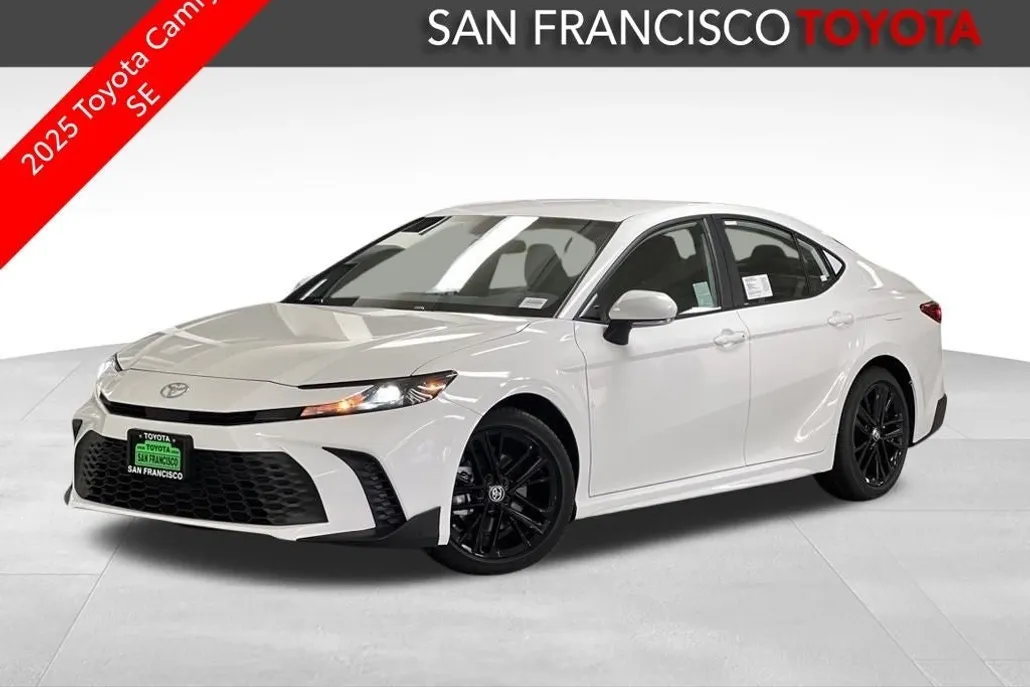2025 Toyota Camry photo 1