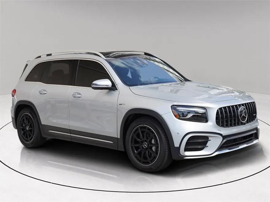 2024 Mercedes Benz GLB AMG 35 4MATIC photo 1