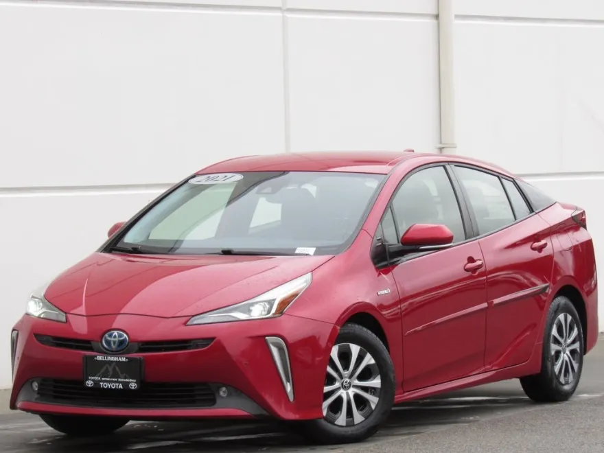 2021 Toyota Prius XLE AWD-e photo 1
