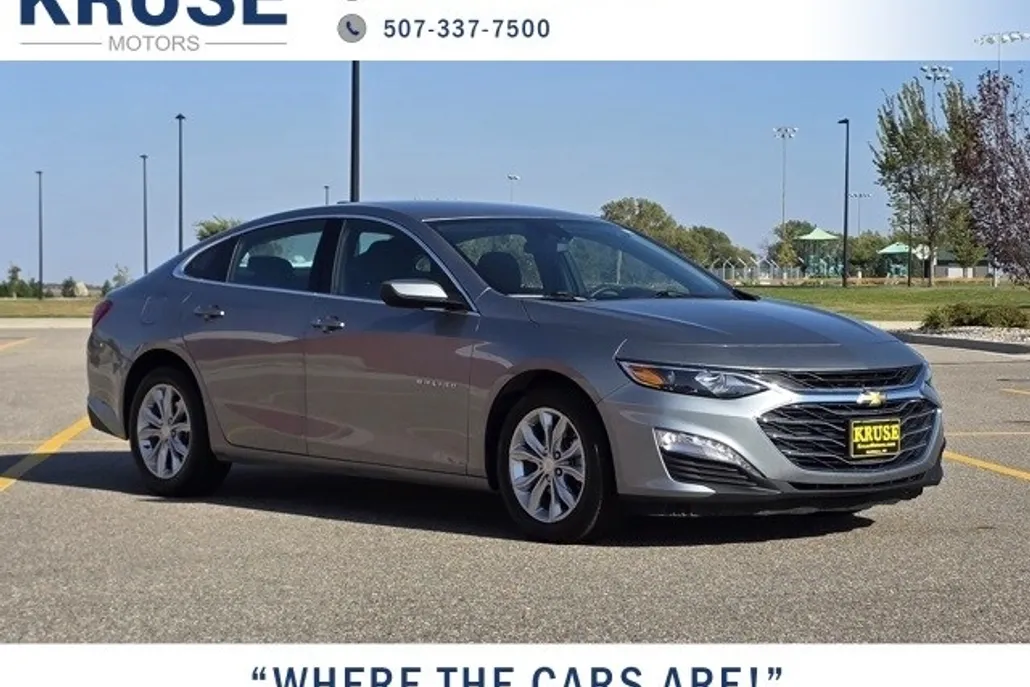 2023 Chevrolet Malibu 1LT photo 1