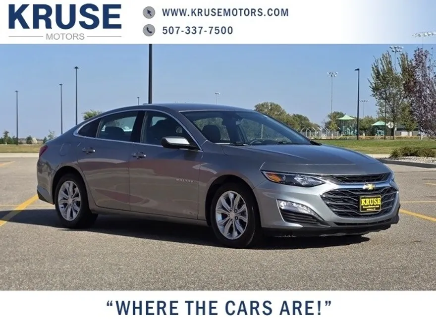 2023 Chevrolet Malibu 1LT photo 1