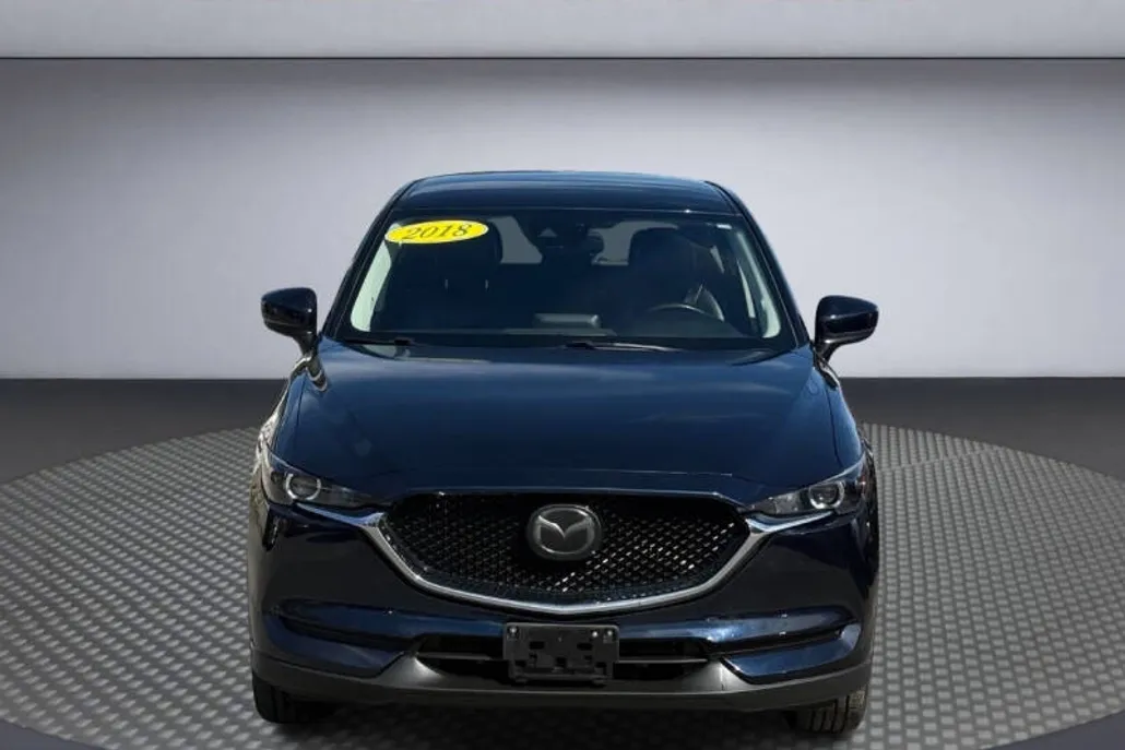 2018 Mazda CX-5 Touring photo 1