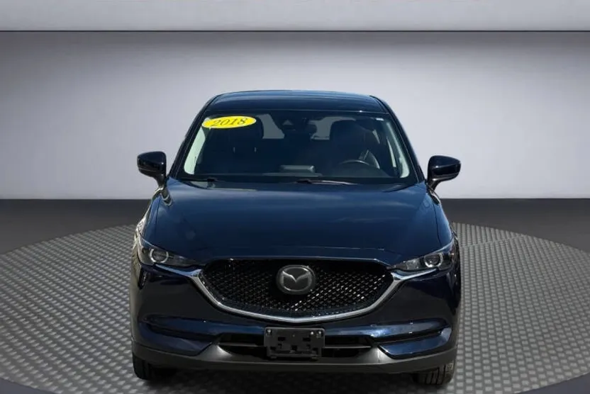 2018 Mazda CX-5 Touring photo 1